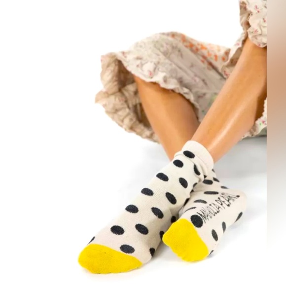 Magnolia Pearl Socks - Picture 5 of 5